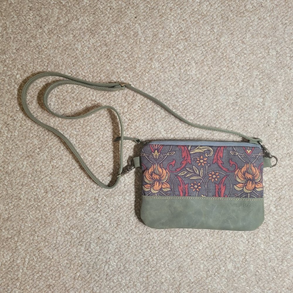 Better Life Bags Kristyn crossbody bag, olive leather & canvas print fabric, new